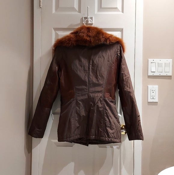 Danier | Leather Fur Coat - Picture 15 of 16